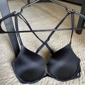 Victoria’s Secret Very Sexy Push-Up 32C